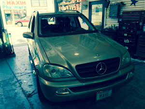 Windshield Replacement - BEFORE - Mercedes